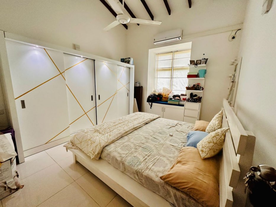 Prime Feiero. Thalawathugoda 