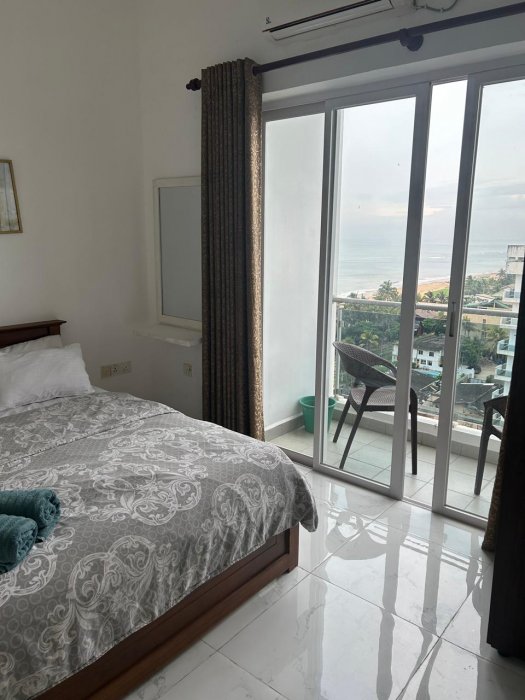 SHORT LET- APARTMENT 