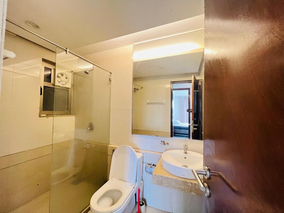 Iconic 110 , parliment road Rajagiriya 