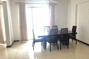 On 320 / 04 bedrooms 