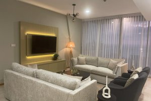 Grand apartment ward place 